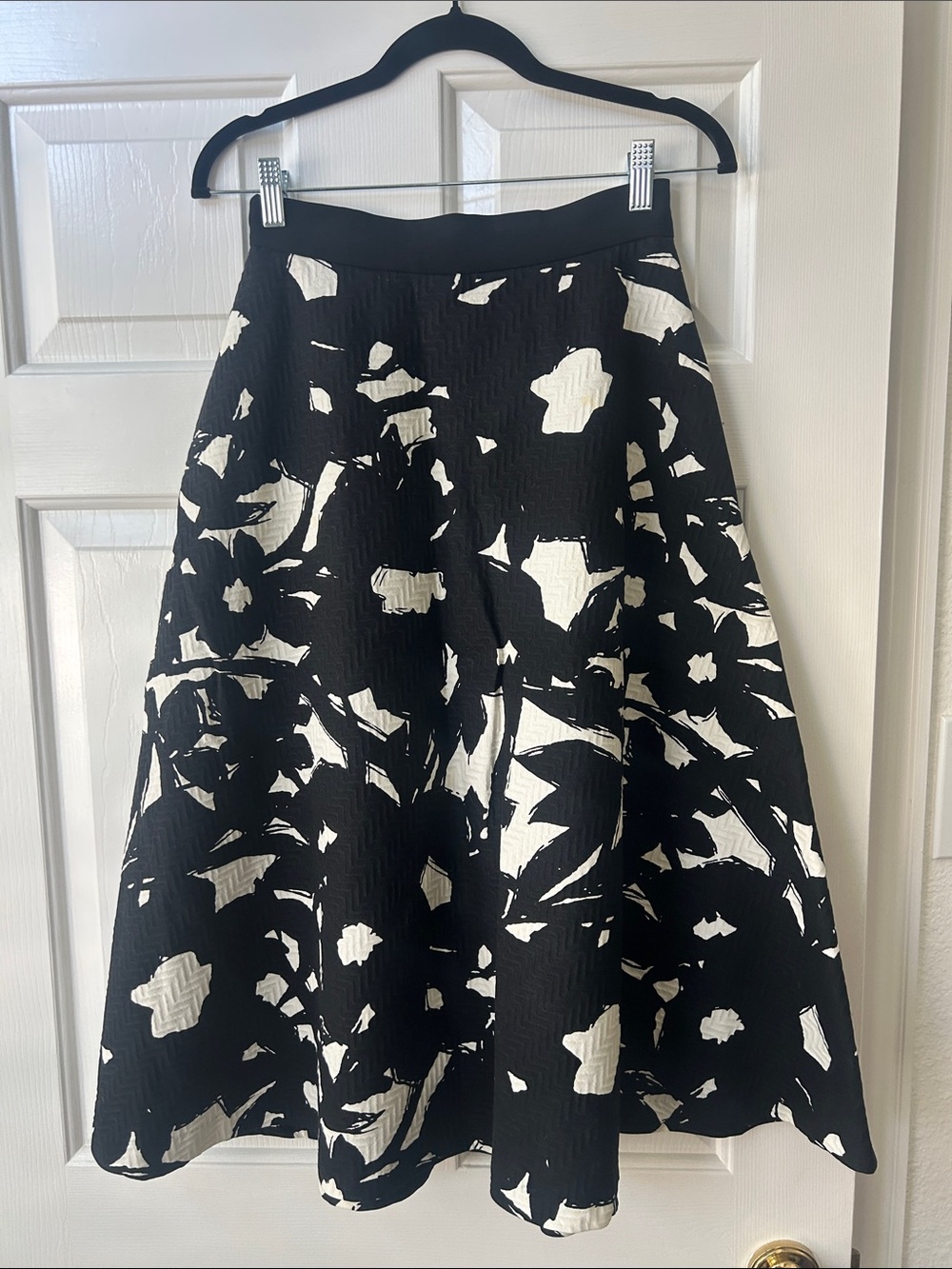 Banana Republic Black and White A-Line Floral Midi Skirt